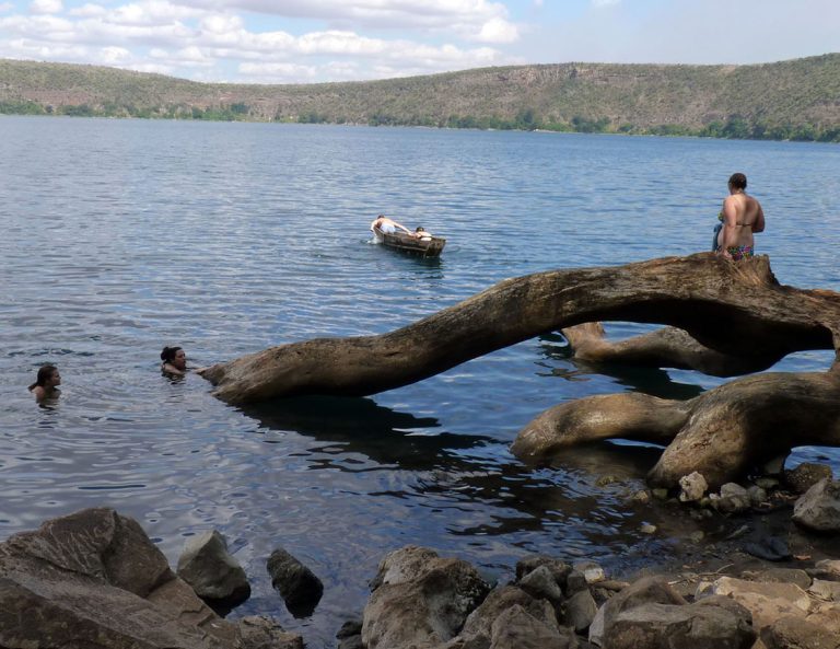 Lake-Chala-05