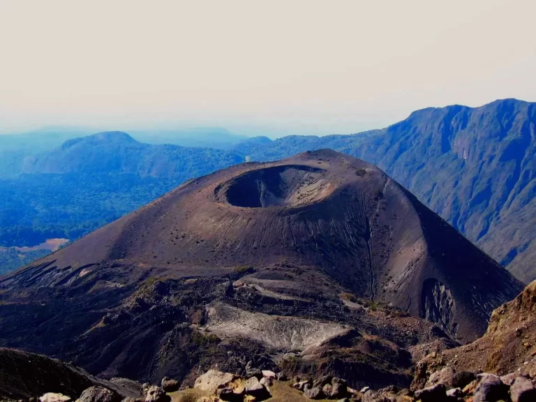 mount-meru